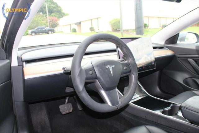 2020 Tesla Model 3 Standard Range Rear-Wheel Drive