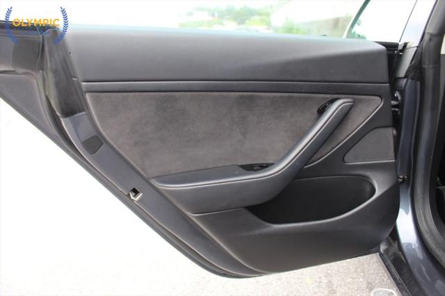 2020 Tesla Model 3 Standard Range Rear-Wheel Drive