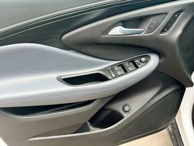 2019 Buick Envision FWD Essence