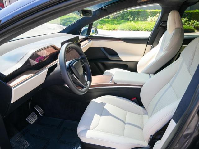2024 Tesla Model X Long Range