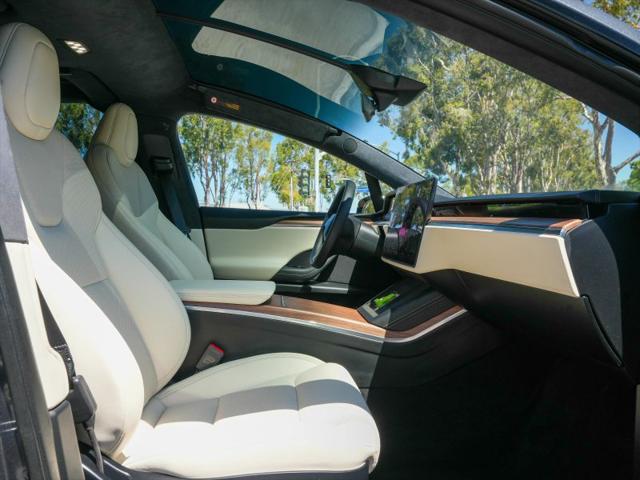 2024 Tesla Model X Long Range