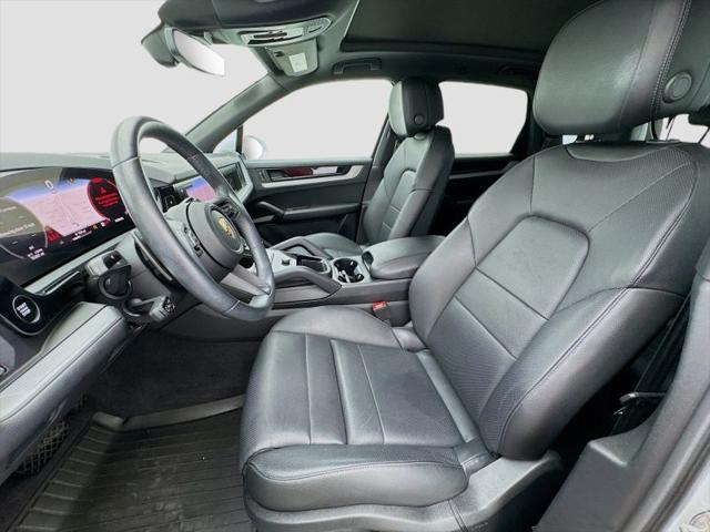 2024 Porsche Cayenne Base
