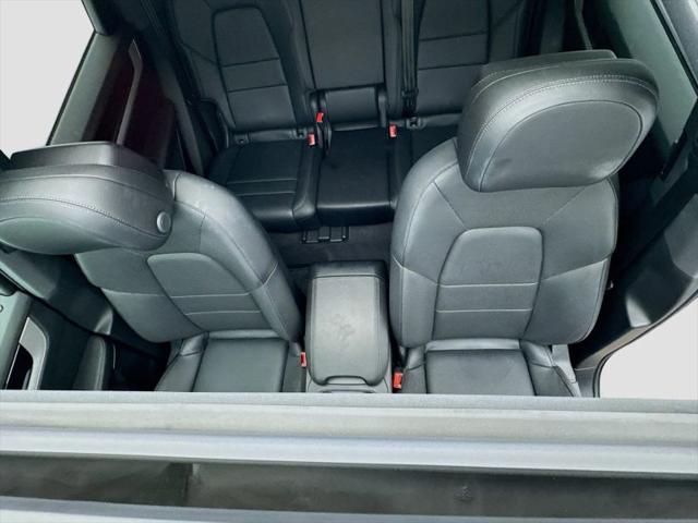 2024 Porsche Cayenne Base