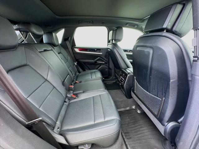 2024 Porsche Cayenne Base
