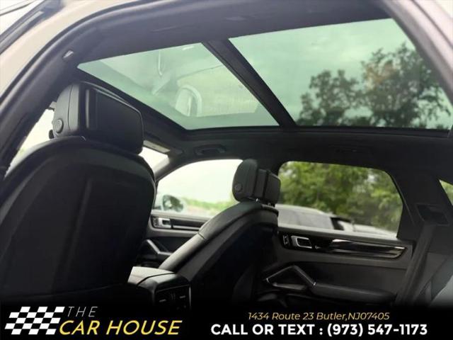 2021 Porsche Cayenne Base