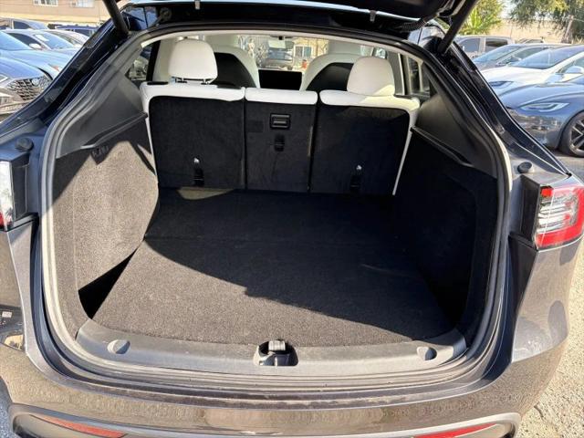2024 Tesla Model Y Long Range Single Motor Rear-Wheel Drive