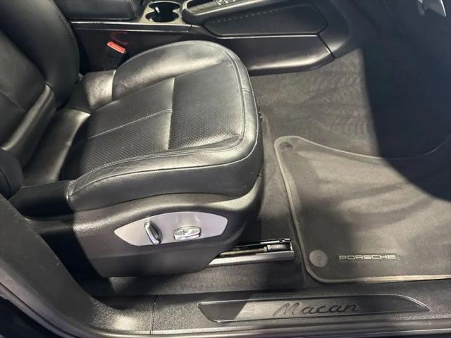 2018 Porsche Macan Base