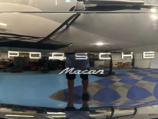 2018 Porsche Macan Base