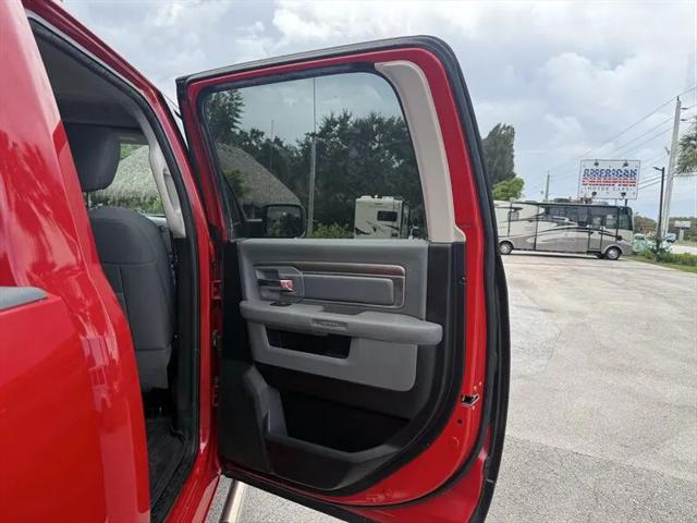 2017 Ram 1500 Big Horn Crew Cab 4x4 6'4" Box