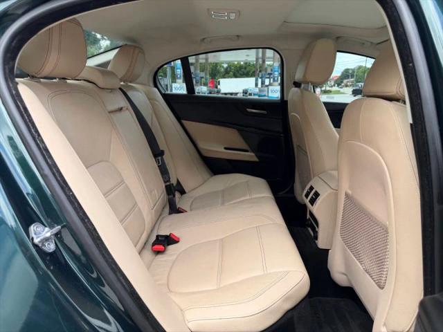 2017 Jaguar XE 35t Prestige