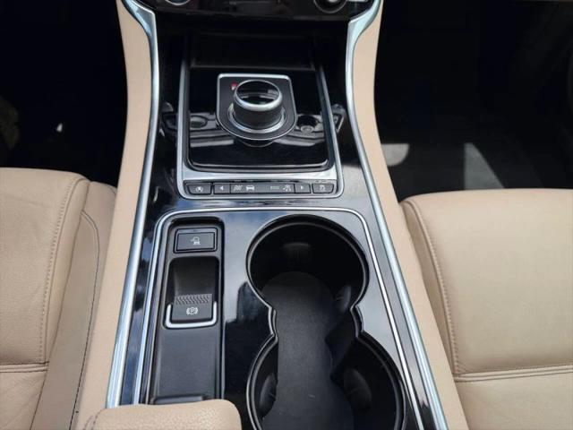 2017 Jaguar XE 35t Prestige