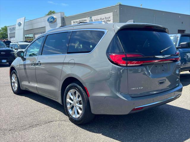 2021 Chrysler Pacifica Touring L AWD