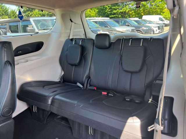 2021 Chrysler Pacifica Touring L AWD