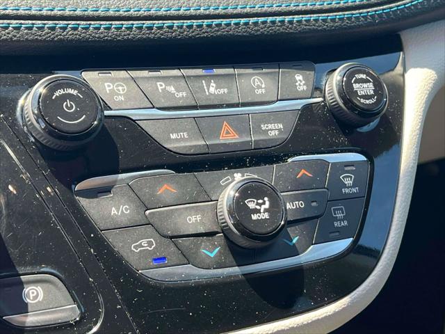 2021 Chrysler Pacifica Touring L AWD