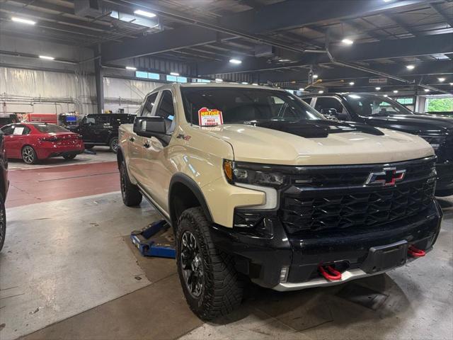 2022 Chevrolet Silverado 1500 4WD Crew Cab Short Bed ZR2 2022 Chevrolet Silverado 1500 4WD Crew Cab Short Bed ZR2