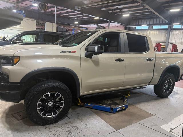2022 Chevrolet Silverado 1500 4WD Crew Cab Short Bed ZR2 2022 Chevrolet Silverado 1500 4WD Crew Cab Short Bed ZR2