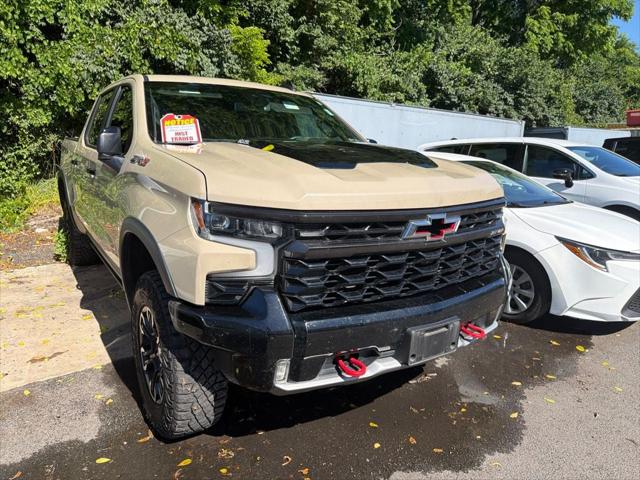 2022 Chevrolet Silverado 1500 4WD Crew Cab Short Bed ZR2 2022 Chevrolet Silverado 1500 4WD Crew Cab Short Bed ZR2