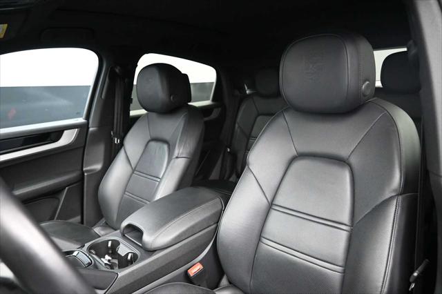 2024 Porsche Cayenne Coupe AWD