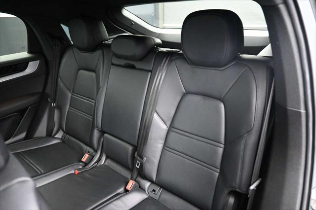 2024 Porsche Cayenne Coupe AWD