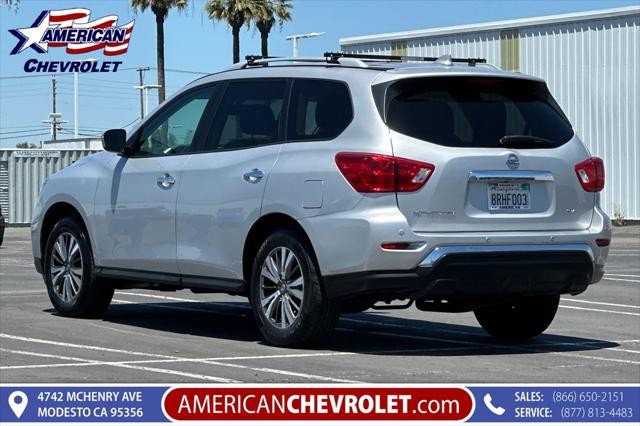 2019 Nissan Pathfinder SV