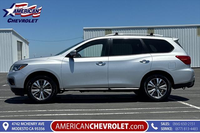 2019 Nissan Pathfinder SV