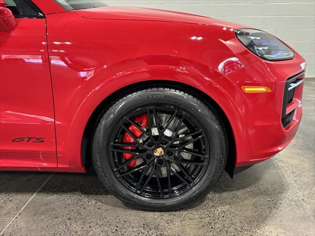 2026 Porsche Cayenne GTS