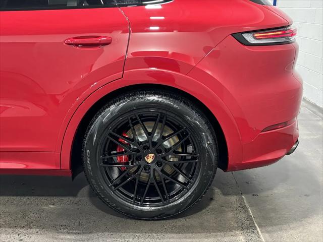 2026 Porsche Cayenne GTS