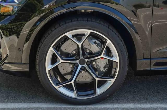 2026 Audi RS Q8 performance quattro tiptronic