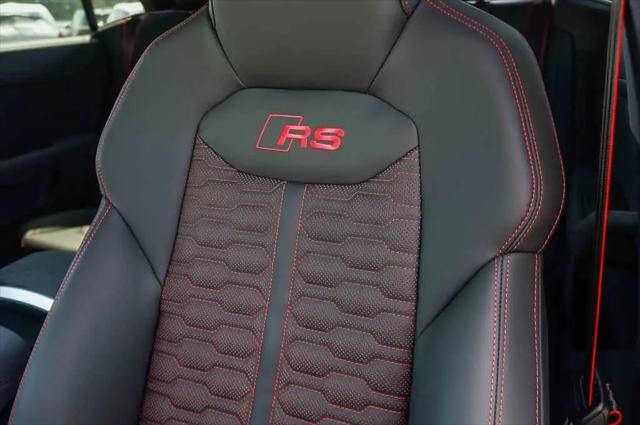 2026 Audi RS Q8 performance quattro tiptronic