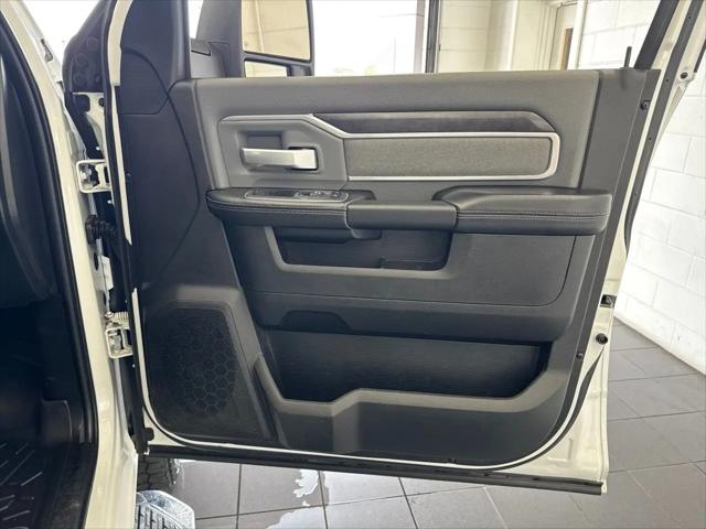 2023 Ram 2500 Big Horn Crew Cab 4x4 6'4" Box