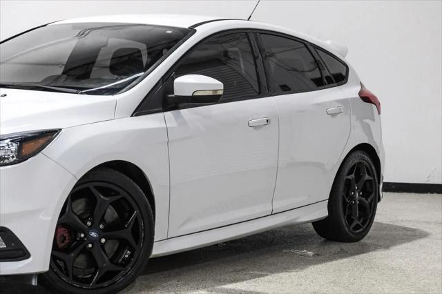2017 Ford Focus ST