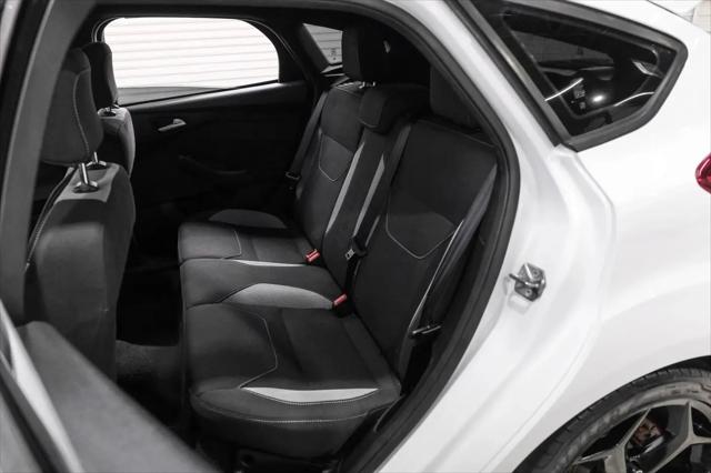2017 Ford Focus ST