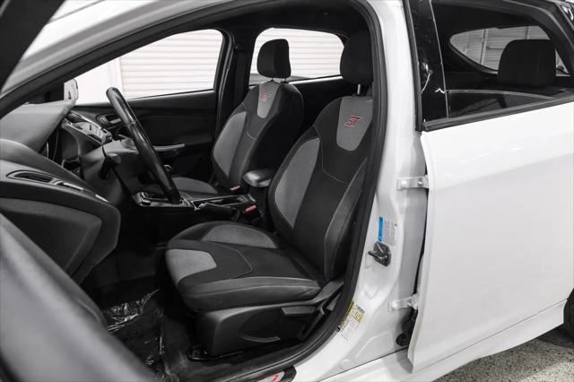 2017 Ford Focus ST