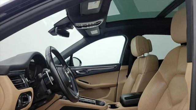 2023 Porsche Macan T