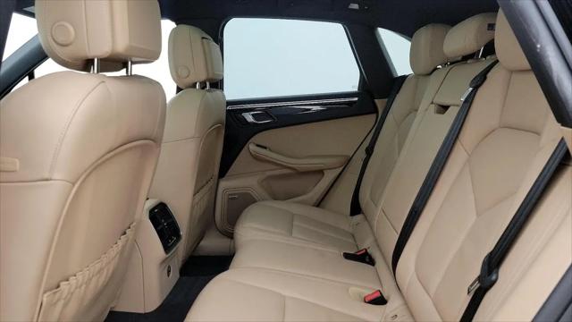 2023 Porsche Macan T