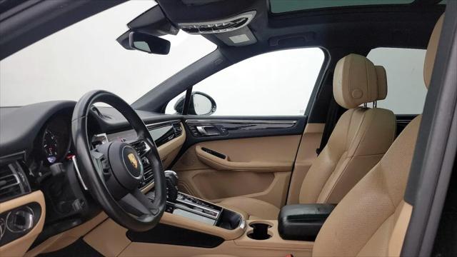 2023 Porsche Macan T