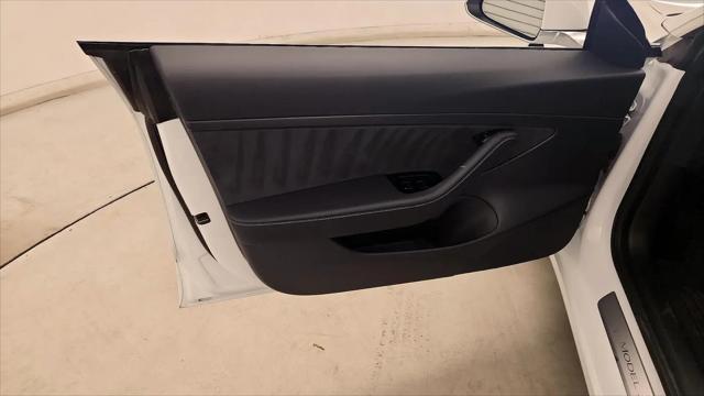 2020 Tesla Model 3 Standard Range Plus Rear-Wheel Drive