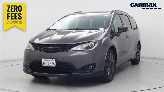 2020 Chrysler Pacifica Touring L