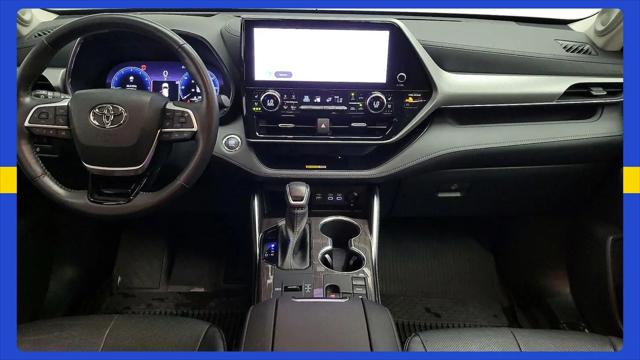 2023 Toyota Highlander Platinum