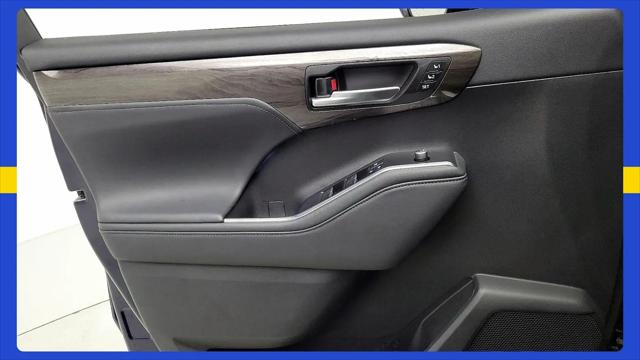 2023 Toyota Highlander Platinum