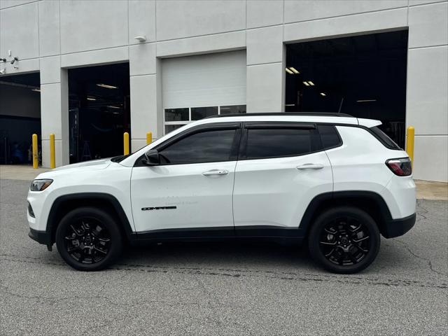 2026 Jeep Compass Latitude Altitude