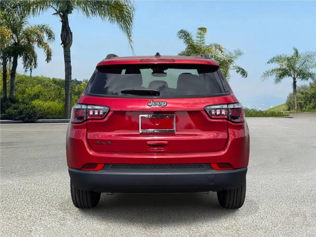 2026 Jeep Compass Latitude Altitude