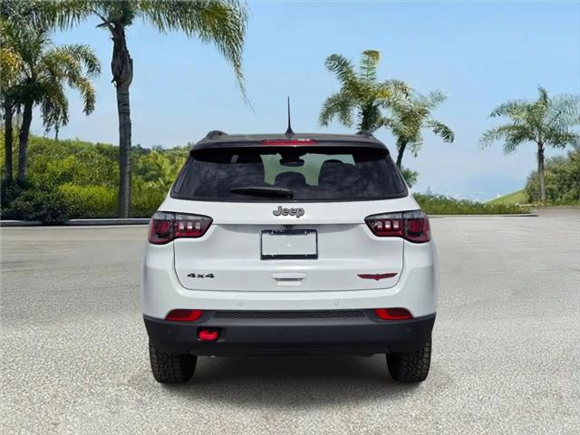 2026 Jeep Compass Trailhawk