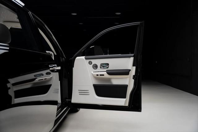 2024 Rolls-Royce Phantom Standard