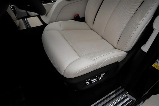 2024 Rolls-Royce Phantom Standard