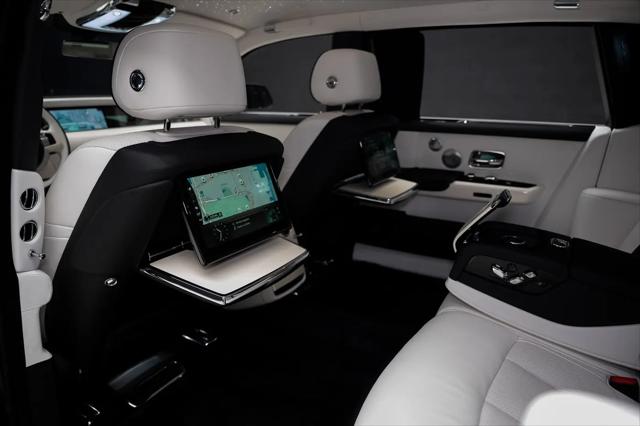 2024 Rolls-Royce Phantom Standard