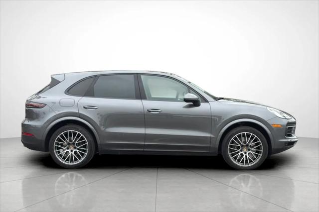 2023 Porsche Cayenne Platinum Edition