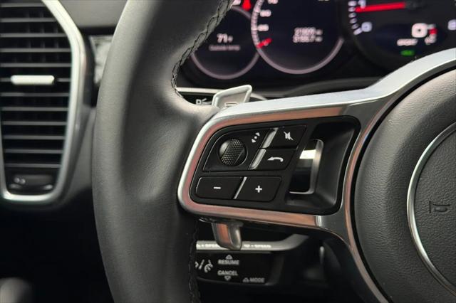 2023 Porsche Cayenne Platinum Edition