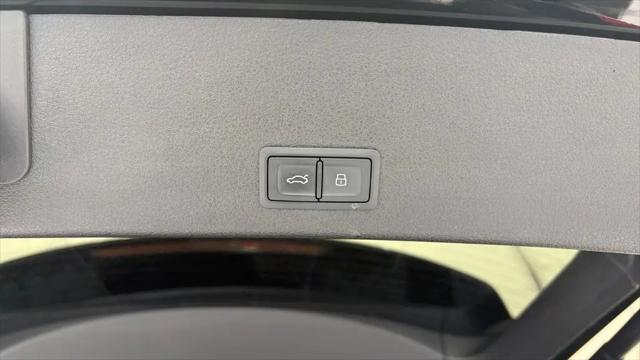 2019 Audi e-tron Premium Plus