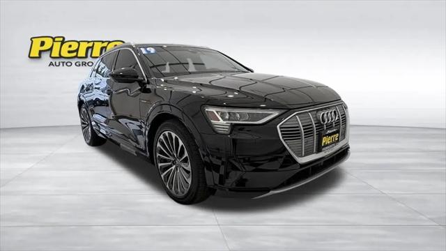 2019 Audi e-tron Premium Plus